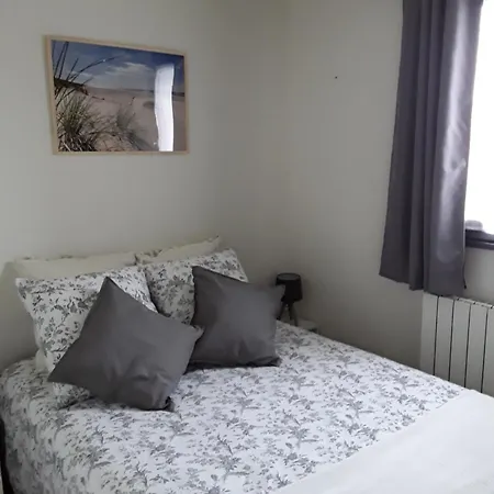 A 100 Metres De La Ouistreham